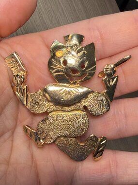 Ultra Craft Vintage Cat Waiter Brooch Gold Tone Server Cat Figural Pin 2.35" RAR